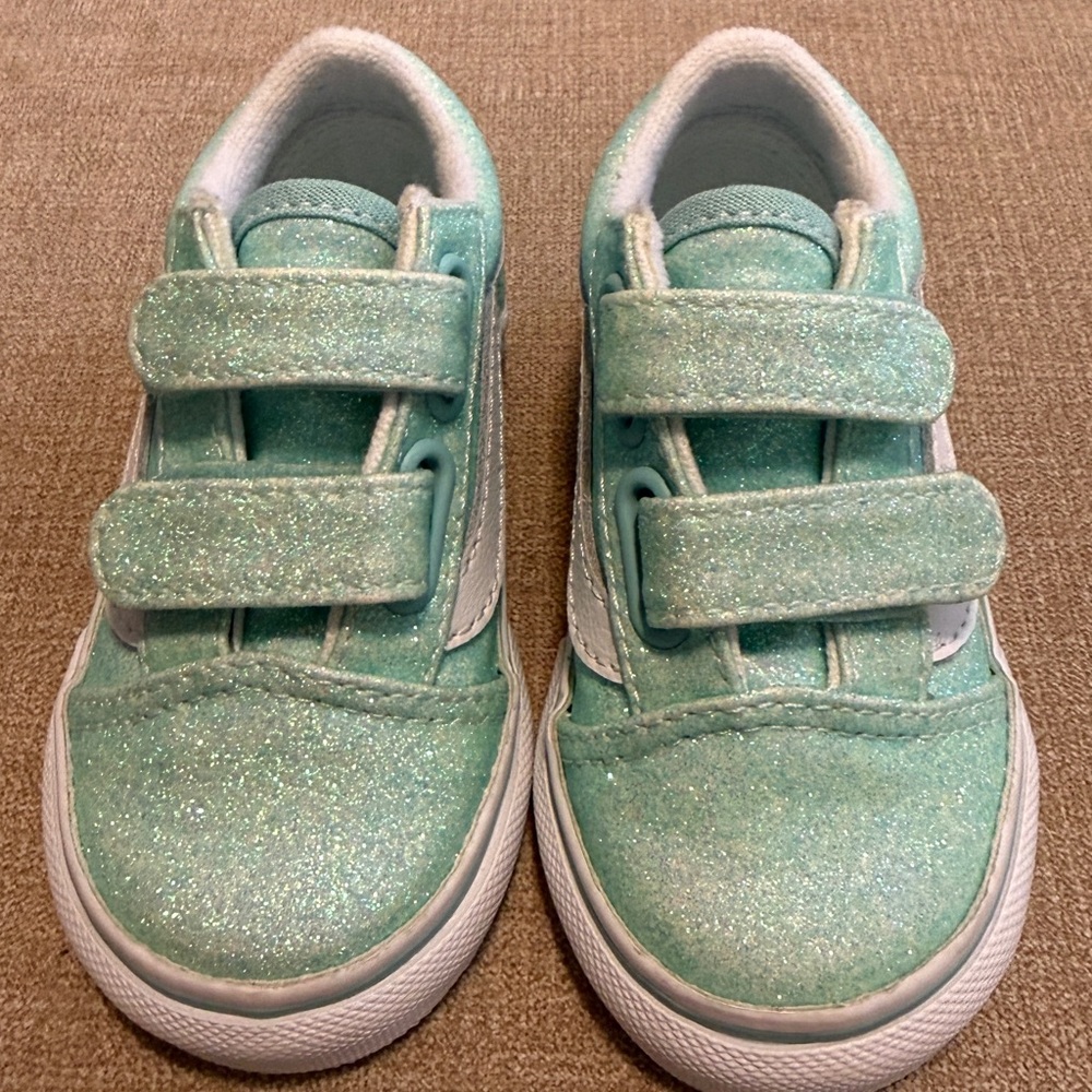 Vans Toddler Old Skool V Glitter shoes in Pastel Blue 4C